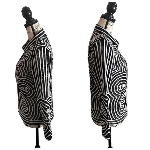 Damee Mesh jacket black white Size Small full zip NWOT geometric striped trim - Picture 4 of 13